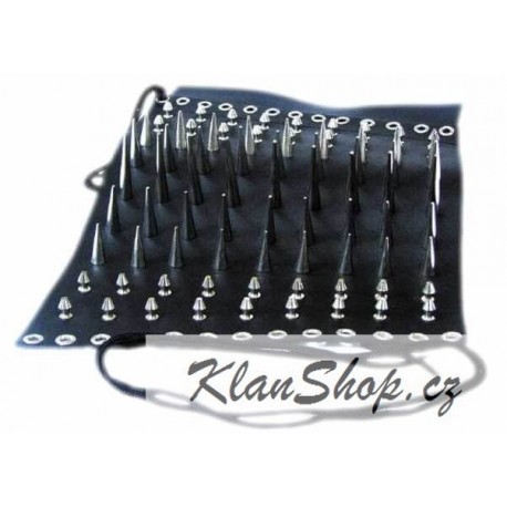 Kožený stahovák s hroty 