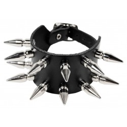 Kožený náramek s hroty