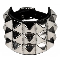 Kožený náramek s pyramidami