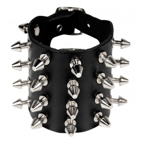 Kožený náramek s hroty