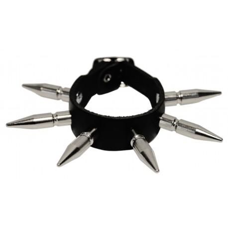 Kožený náramek s hroty