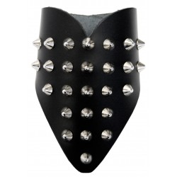 Náramek na předloktí s hroty