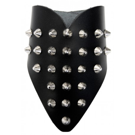 Náramek na předloktí s hroty