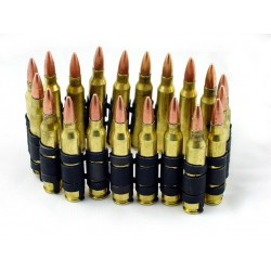 Náramek z nábojového pásu